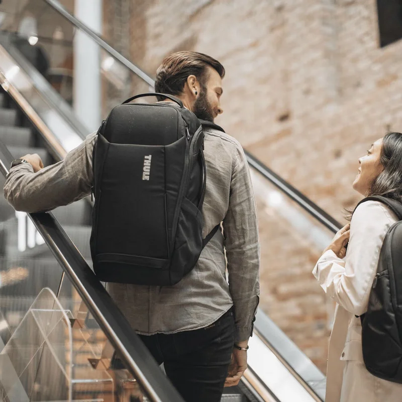 Rucsac THULE Accent Negru
Poliester | 20 l