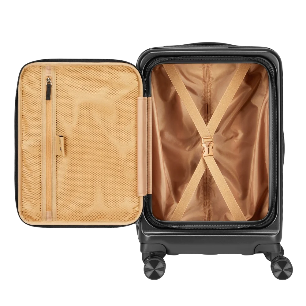 Чемодан Rivacase Clark 8180 ECO Чёрный
