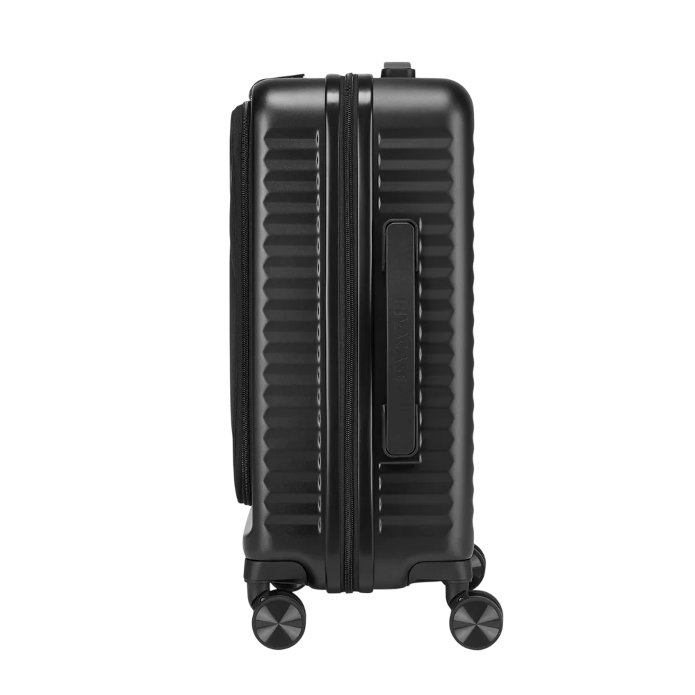 Чемодан Rivacase Clark 8180 ECO Чёрный