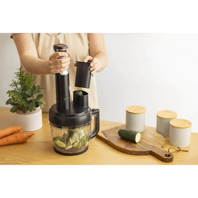 Blender de mână Gorenje HBX1500VXC Negru
1500 W | 2.2 l | Metal, Plastic