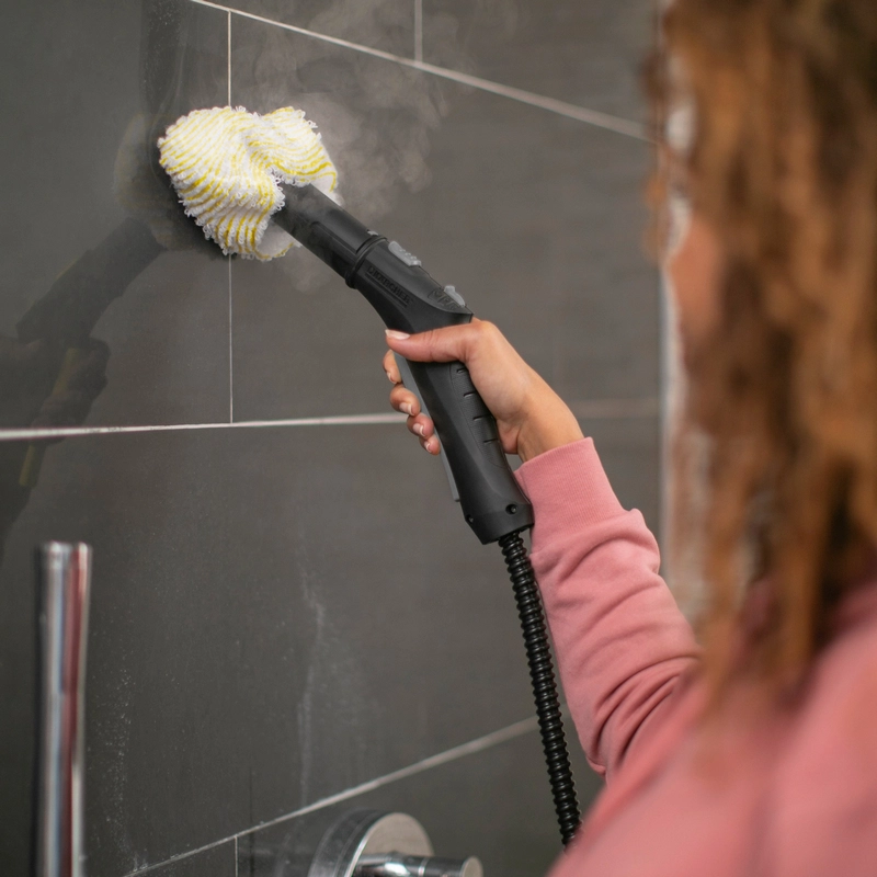 Aparat de curățat cu abur Karcher SC 2 Deluxe EasyFix + Set perii Alb
1500 W | 1000 ml
