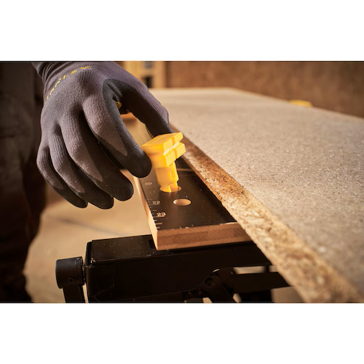 Banc de lucru pentru tamplarie STST83400-1