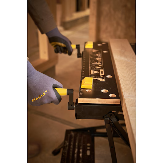 Banc de lucru pentru tamplarie STST83400-1