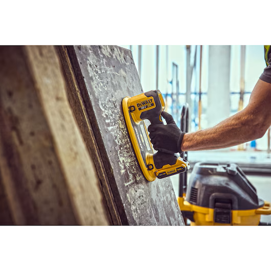 Ventuză DeWALT DCE590N 18V XR