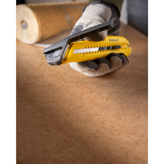 Cuțit cu lamă segmentată 18mm STHT10489-0 Stanley