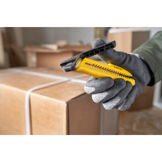Cuțit cu lamă segmentată 18mm STHT10489-0 Stanley