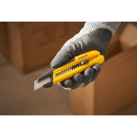 Cuțit cu lamă segmentată 18mm STHT10489-0 Stanley