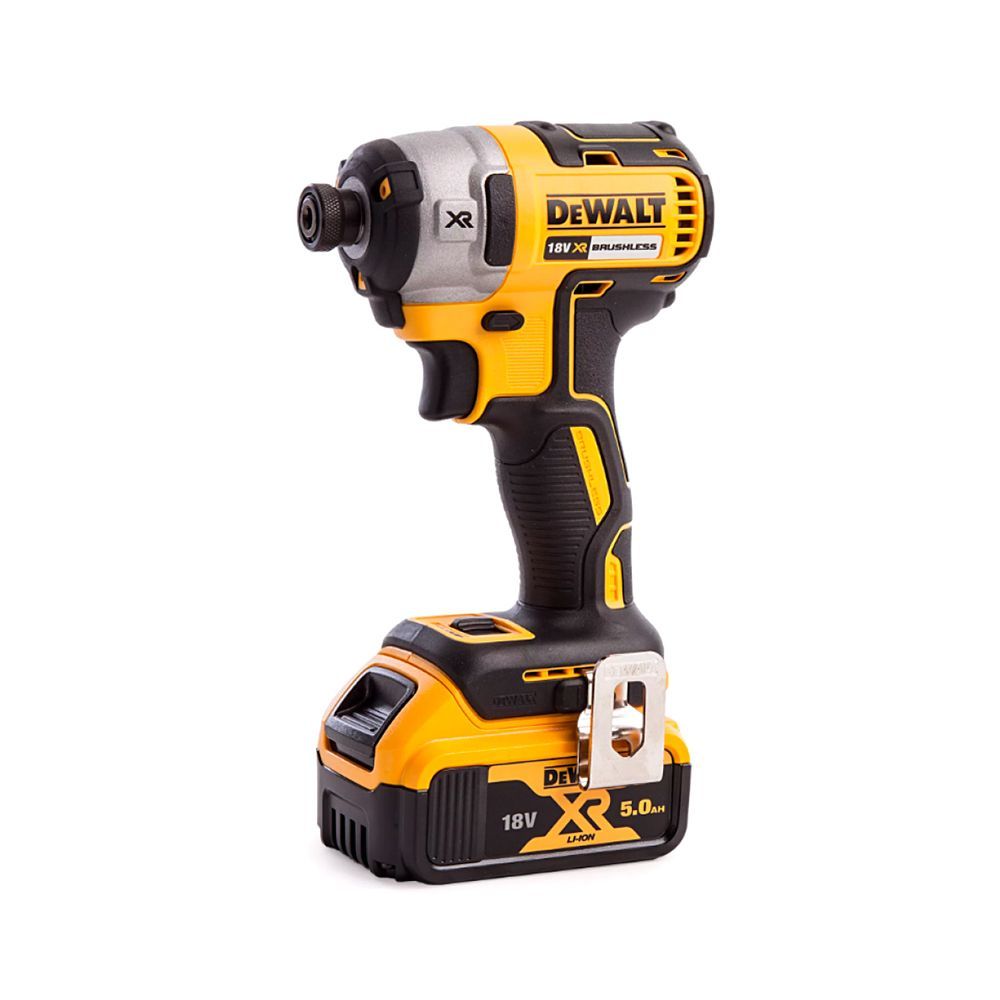 Mașină de inșurubat cu impuls DeWALT DCF887P2