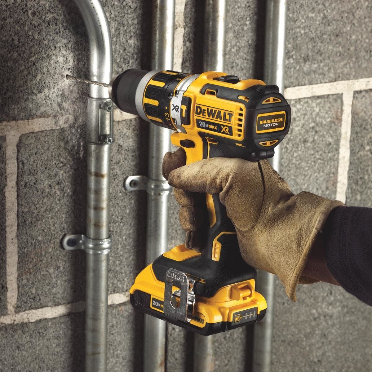 Mașină de găurit și înșurubat cu acumulator DeWALT DCD796NT