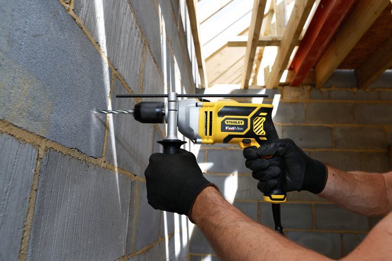 Maşină de găurit Stanley FatMax FME140K