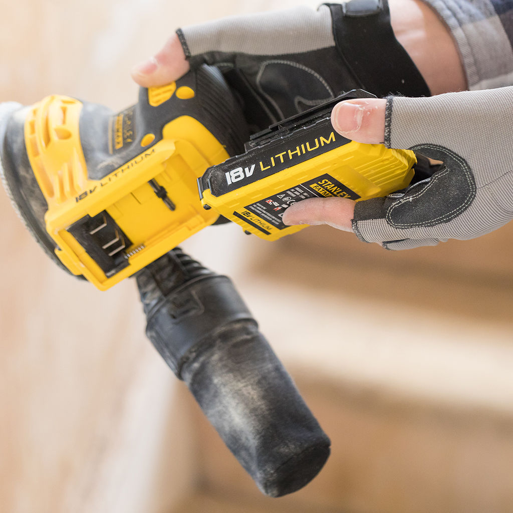MASINA DE SLEFUIT ORBITALA CU ACUM. STANLEY FATMAX FMCW220D1