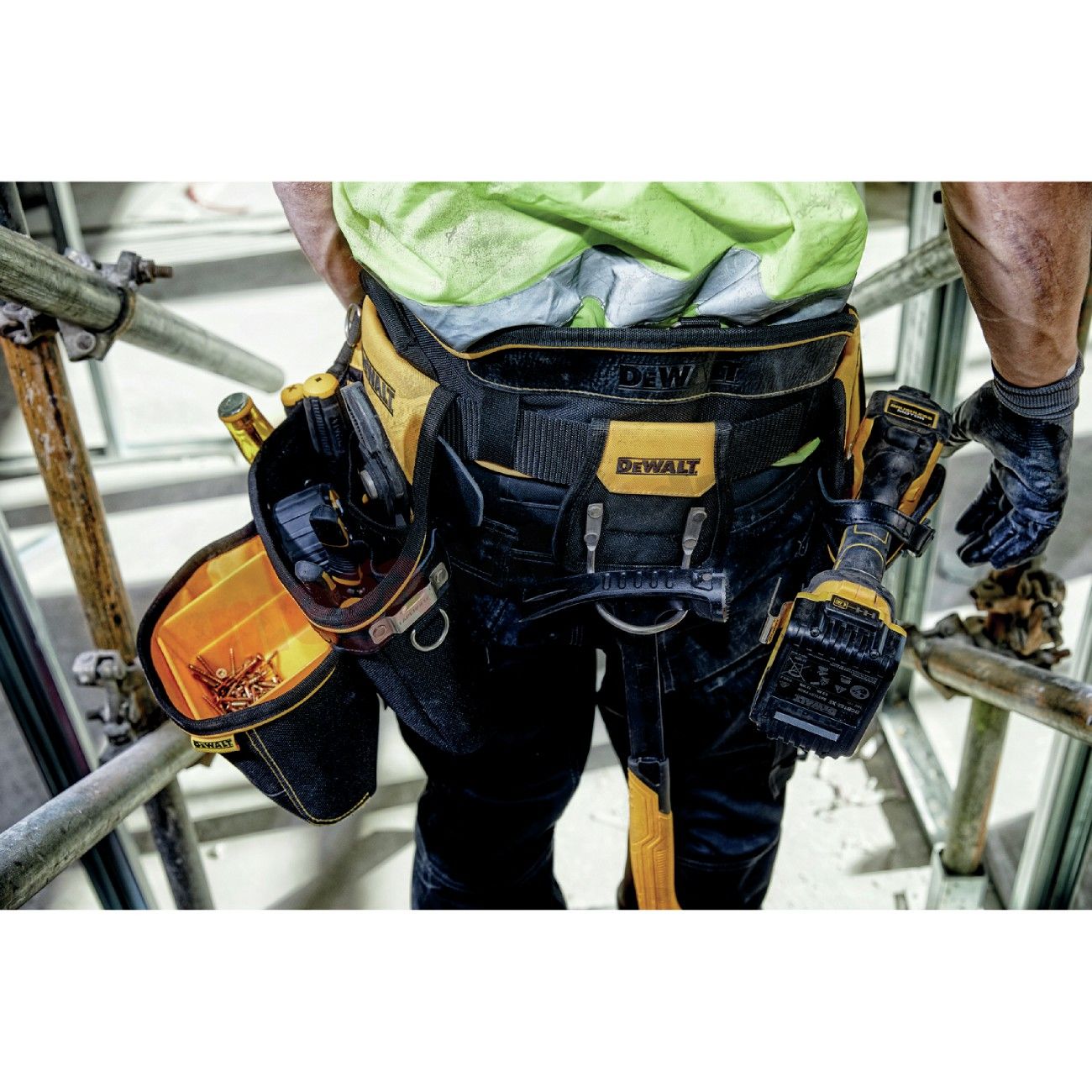 Beltul Constructorului pentru transportul uneltelor DEWALT DWST1-75552