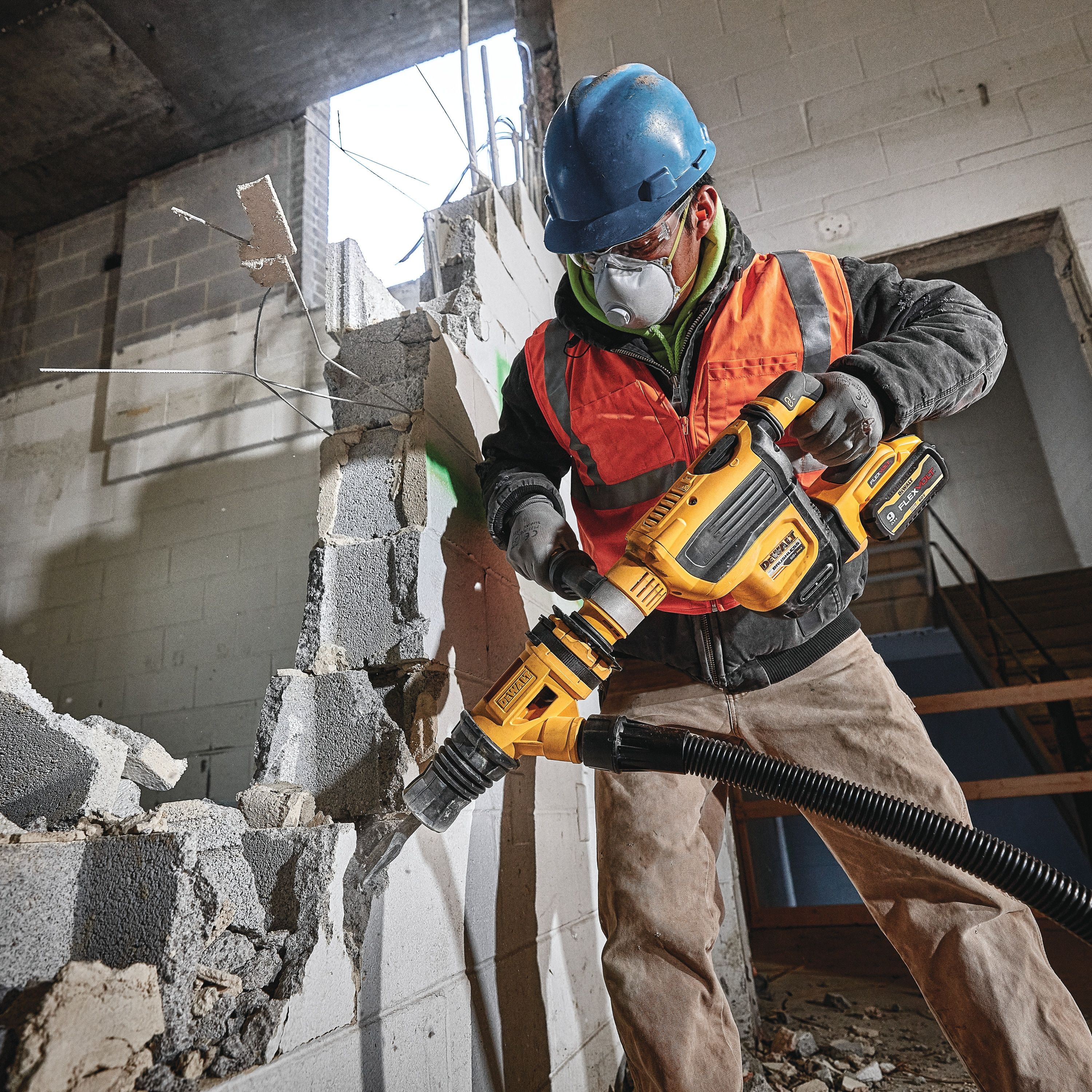 Ciocan rotopercutor cu acumulator DeWalt SDS-Plus DCH614N
