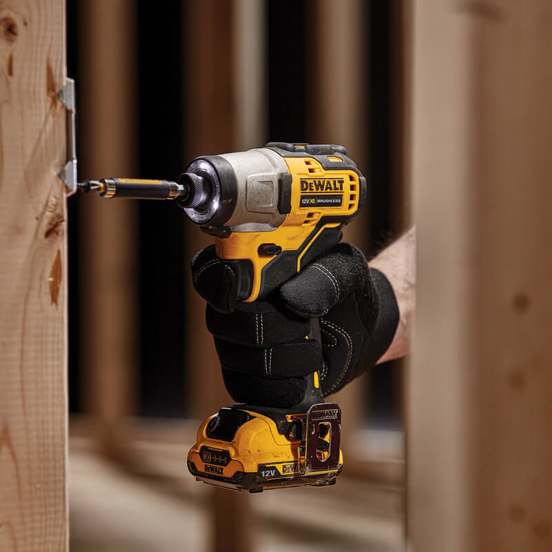 Set scule cu acumulator DeWALT DCK2110L2T (DCD701+DCF801)