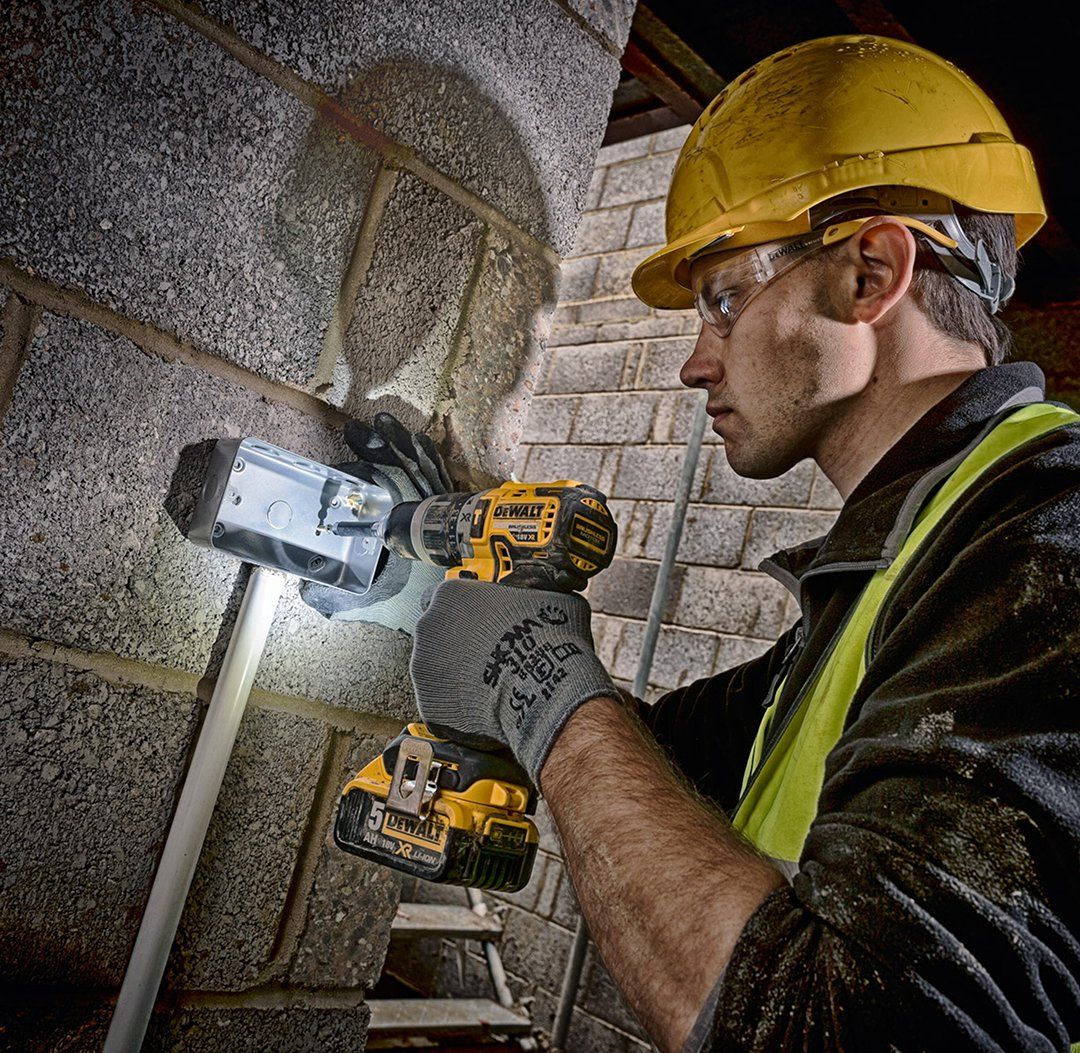 Set de scule cu acumulator  DeWALT DCK368P3T
