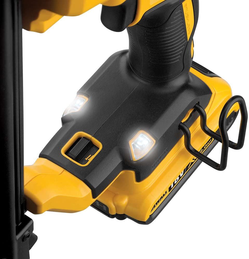Pistol de batut cuie otel/beton DeWALT DCN680D2