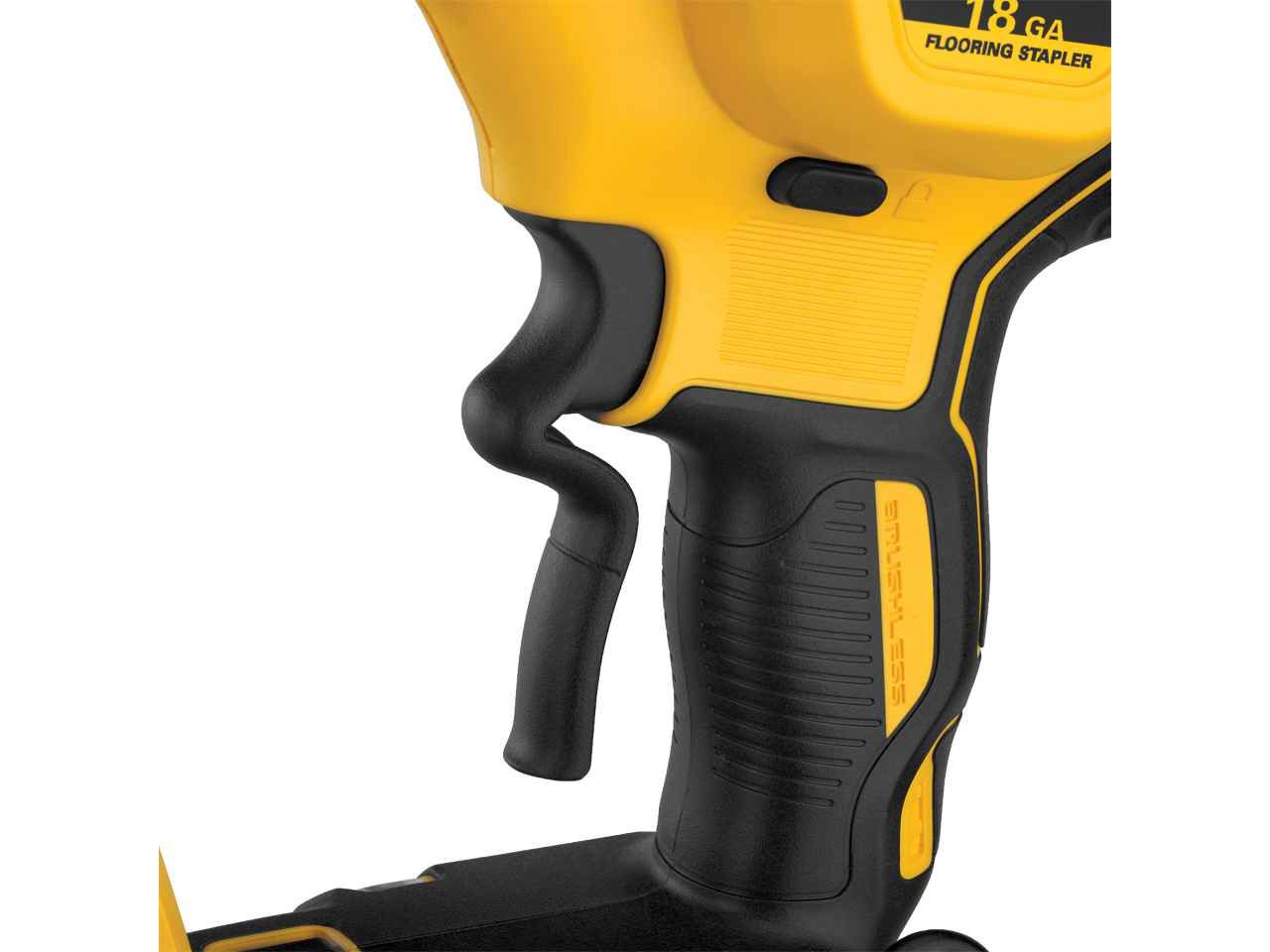 Capsator cu baterie DeWALT DCN682N