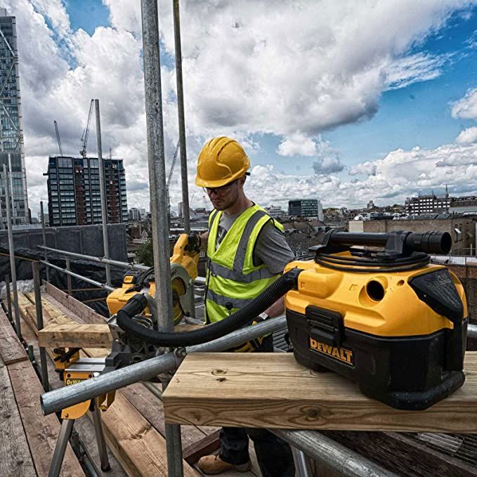 Aspirator сu acumulator DeWALT DCV584L