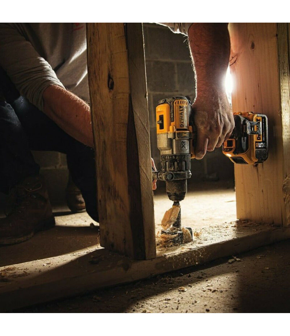 Mashina de gaurit/insurubat DeWALT DCD991P2