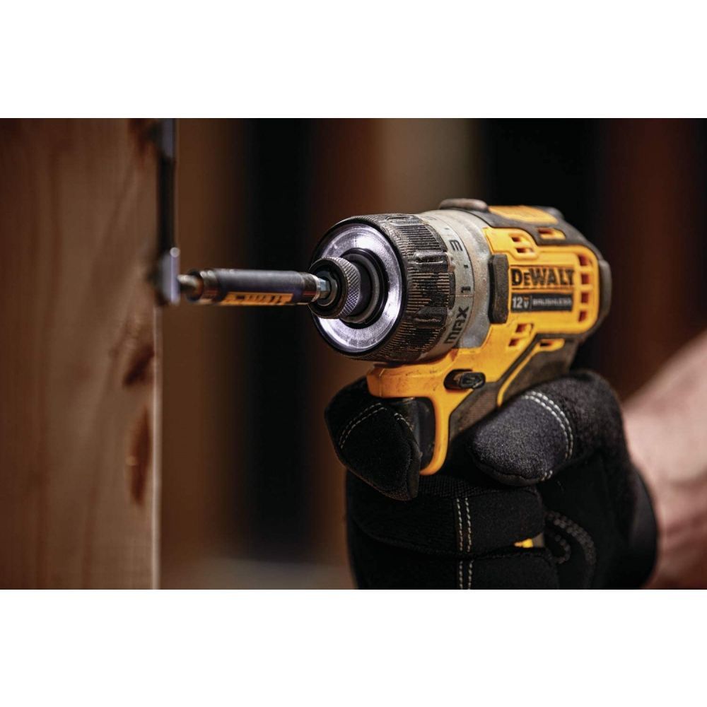Masina de insurubat cu impact DCF601D2