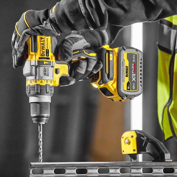 ДРЕЛЬ-ШУРУПОВЁРТ АККУМУЛЯТОРНАЯ DEWALT DCD999X1