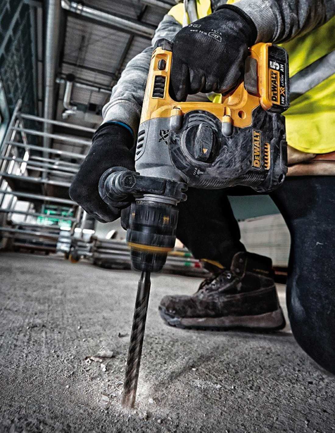 SET SCULE CU ACUMULATOR DEWALT DCK377P3T (DCH273+DCD708+DCF809)
