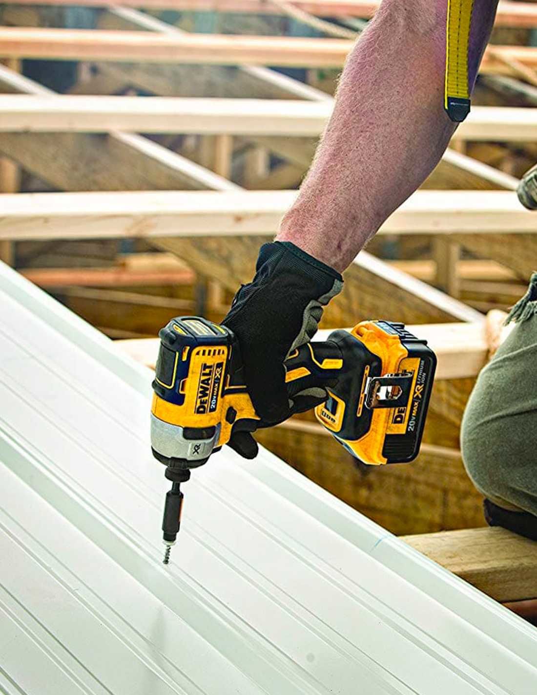 SET SCULE CU ACUMULATOR DEWALT DCK685P3T (DCH273+DCG405+DCF887+DCD796+DCS570+DCS355)