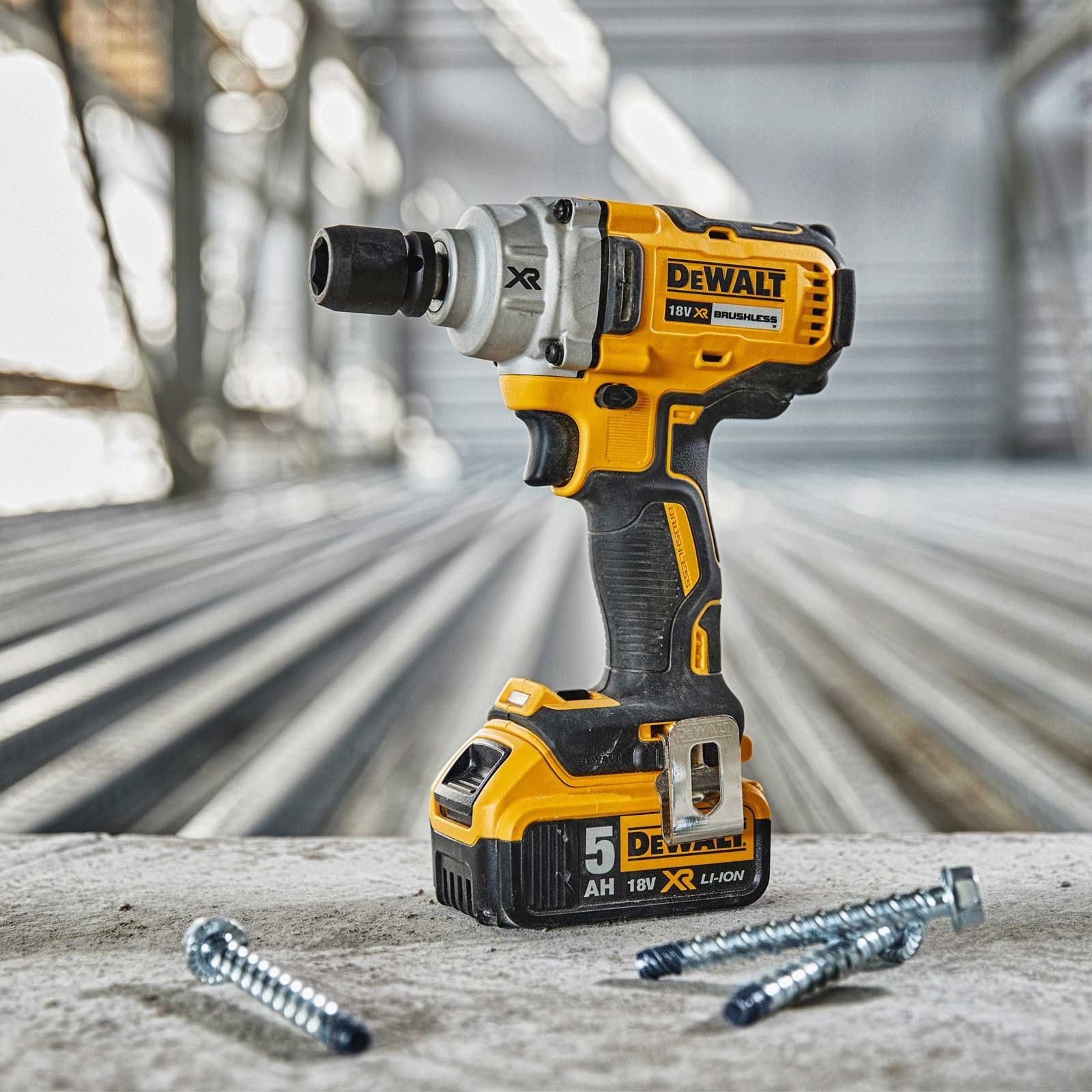 SET SCULE CU ACUMULATOR DEWALT DCK856P4 (DCH273+DCG405+DCD996+DCF894+DCS570+DCS355+DCL050+DCS367)