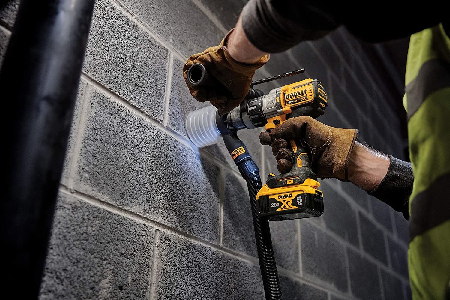 SET SCULE CU ACUMULATOR DEWALT DCK856P4 (DCH273+DCG405+DCD996+DCF894+DCS570+DCS355+DCL050+DCS367)