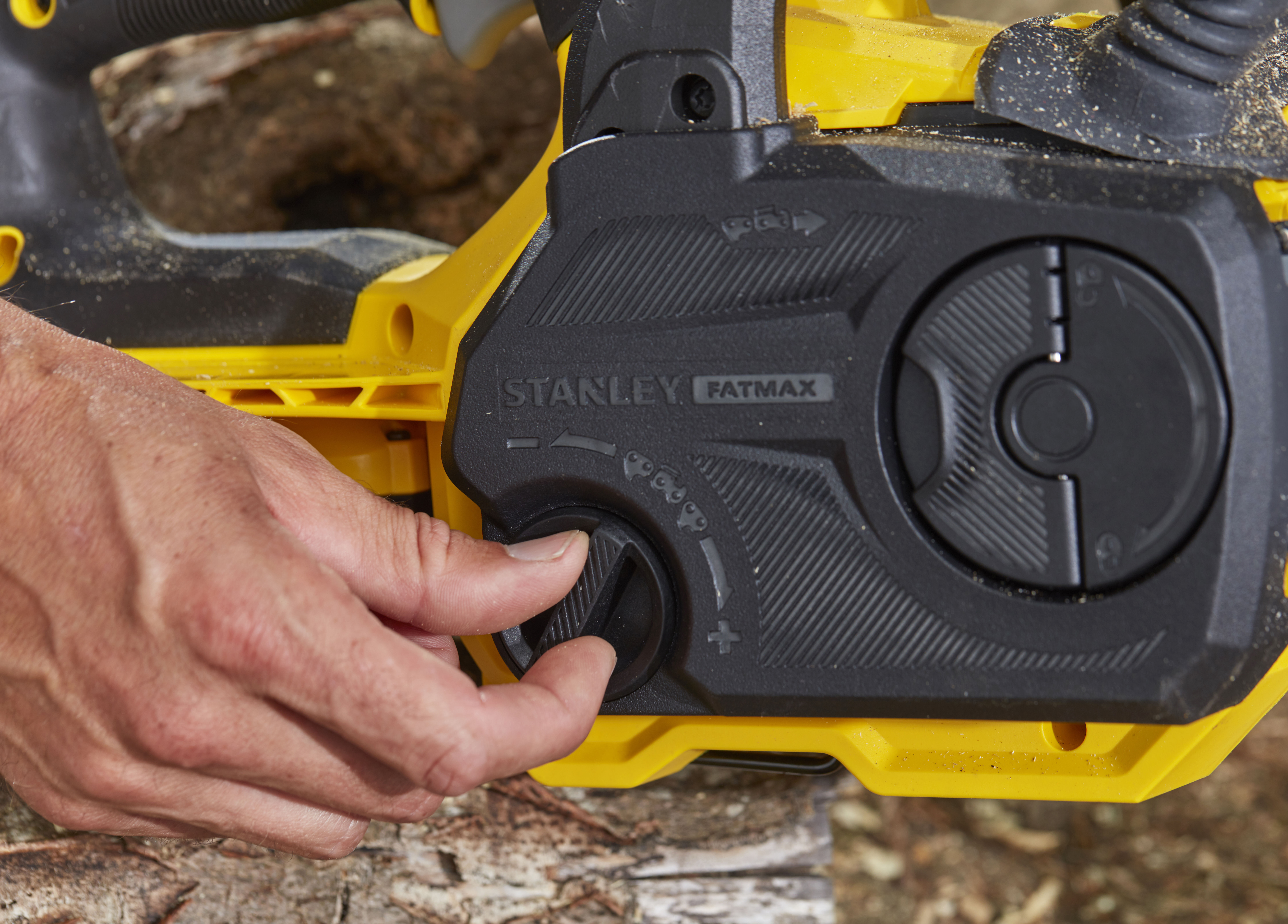 Ferăstrău cu grădină fără fir Stanley FatMax SFMCCS630M1