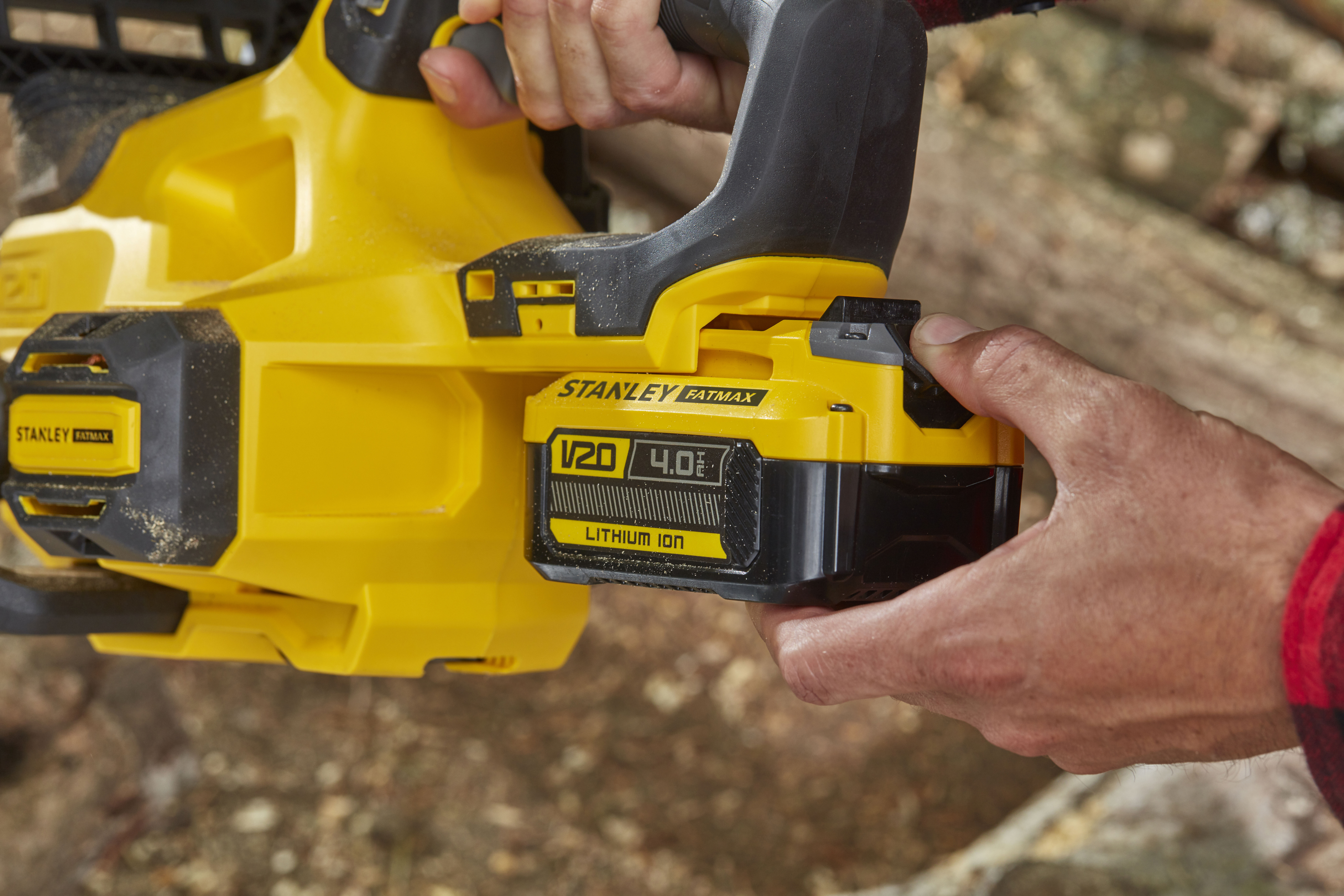 Ferăstrău cu grădină fără fir Stanley FatMax SFMCCS630M1