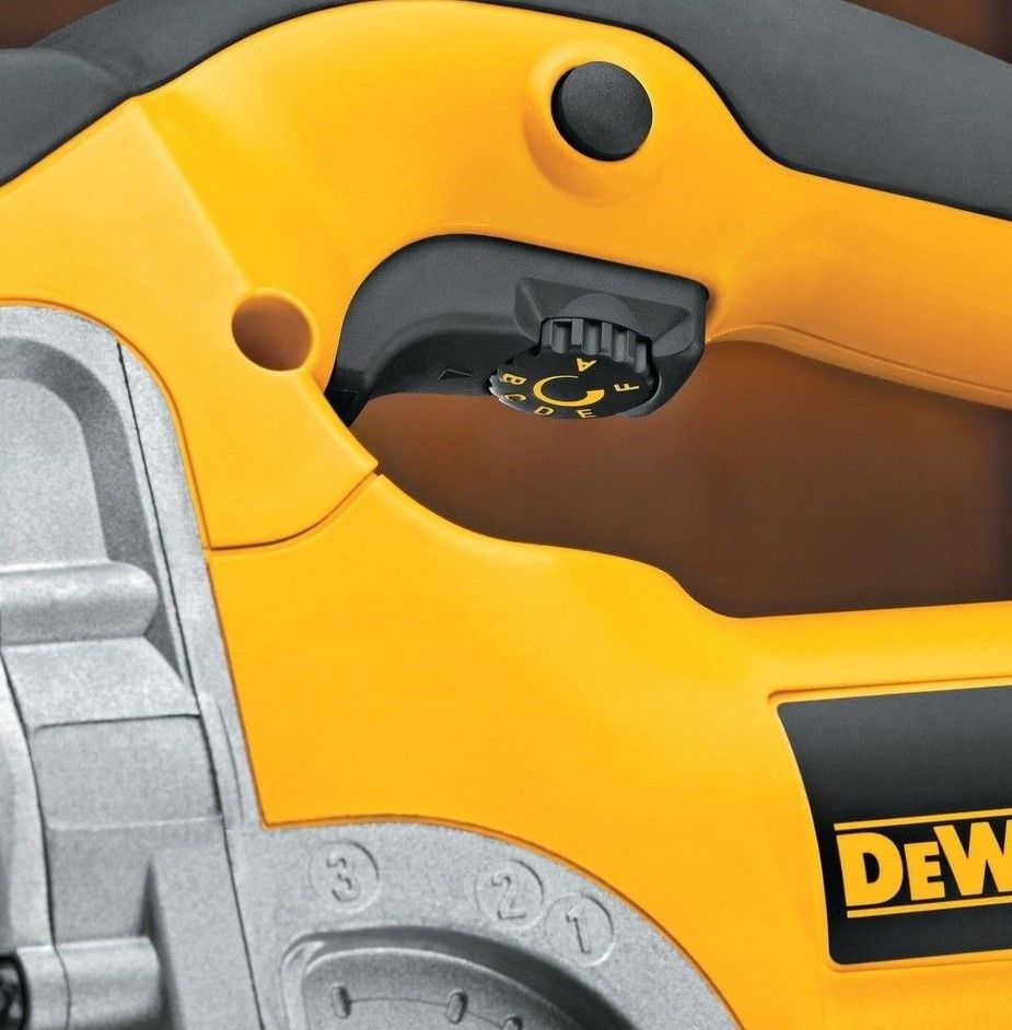Ferăstrău pendular de rețea DeWALT DW331KT