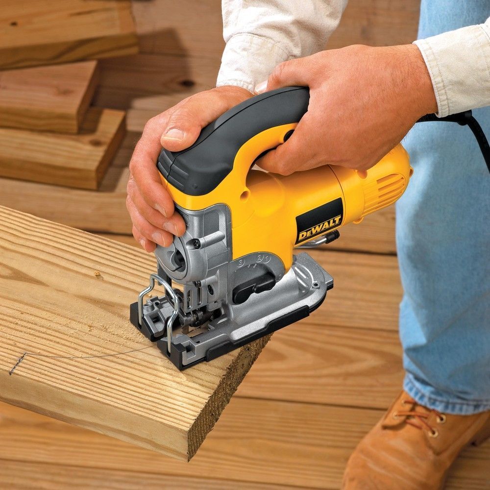 Ferăstrău pendular de rețea DeWALT DW331KT