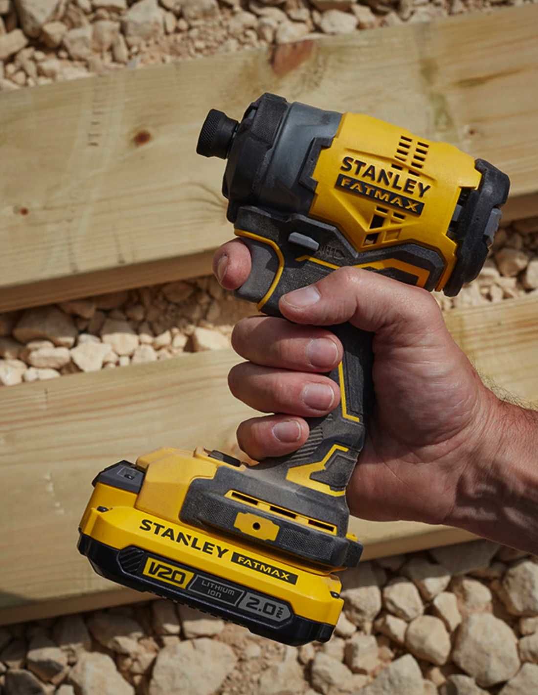 Mașină de inșurubat cu impuls Stanley Fatmax SFMCF810B