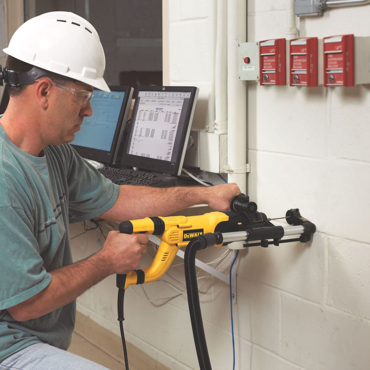 Sistem de eliminare a prafului pentru ciocane rotopercutoare DEWALT D25301D, SDS-Plus