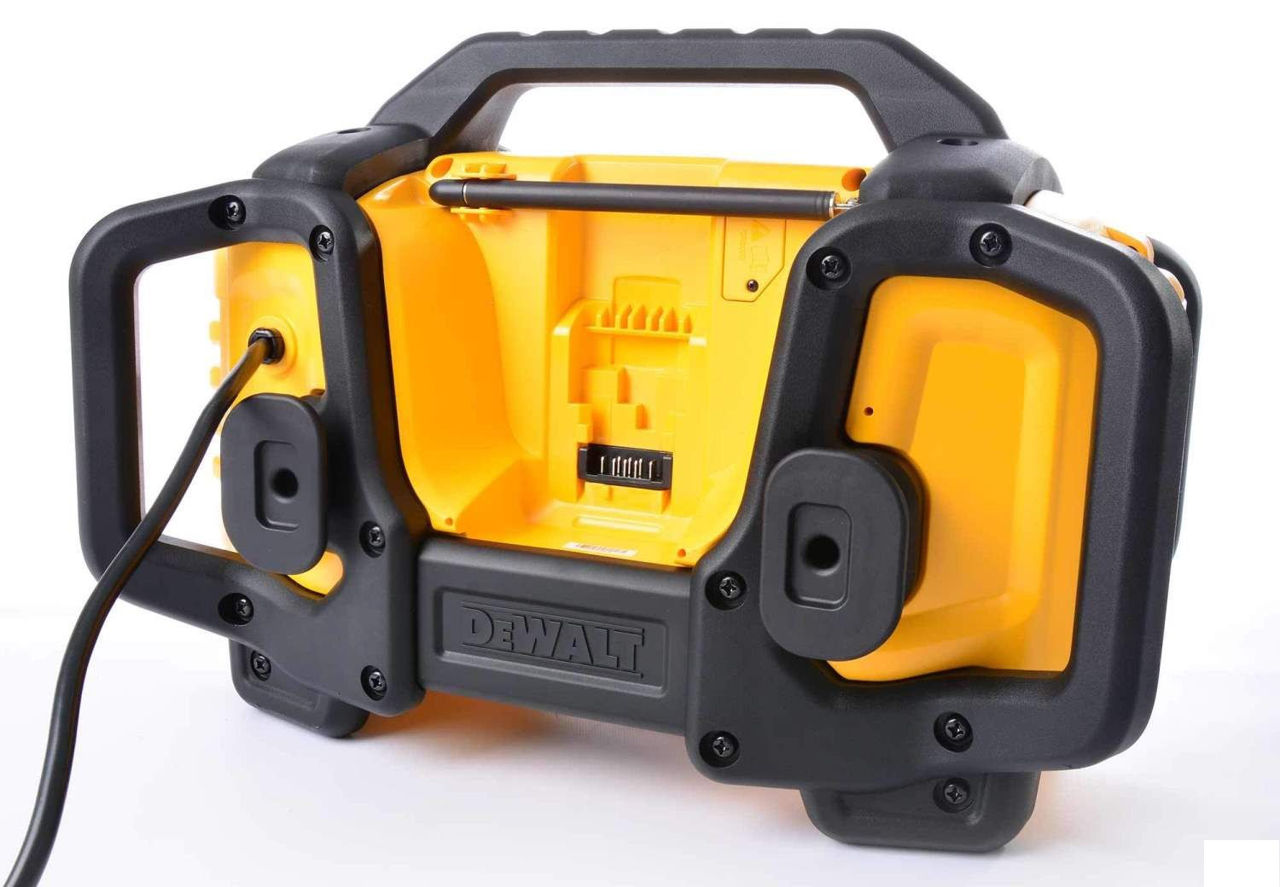 Radio cu încărcător DEWALT DCR027