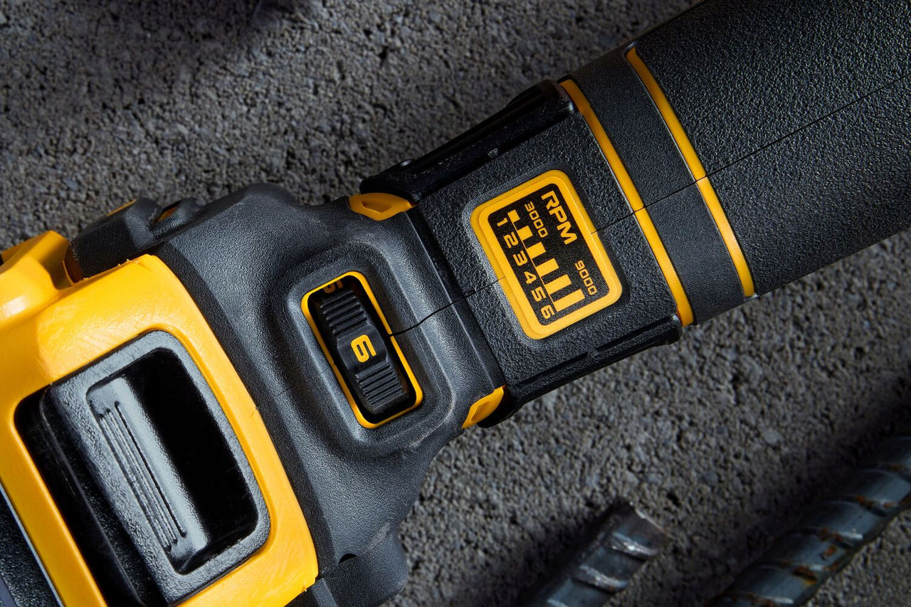 Flexibilă unghiulară cu acumulator DeWALT DCG409VSNT