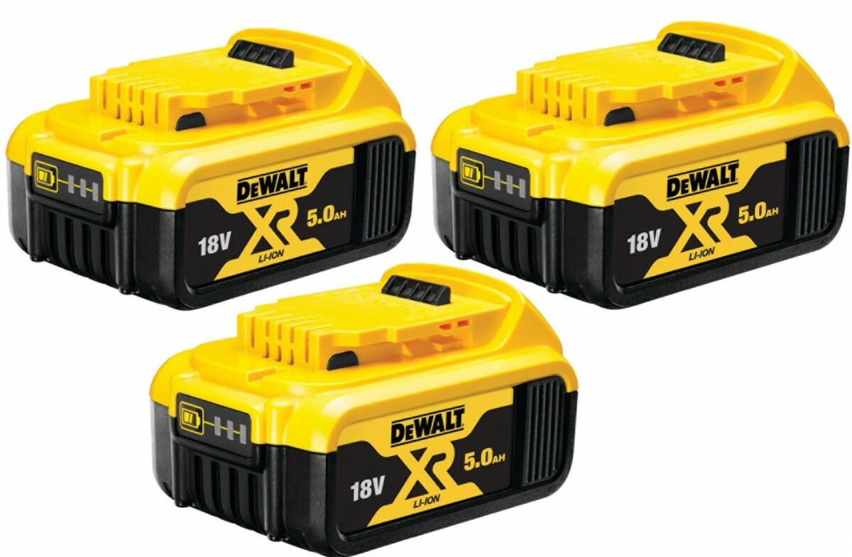 Set acumulatori 18 V 5 AH DCB184P3-XJ
