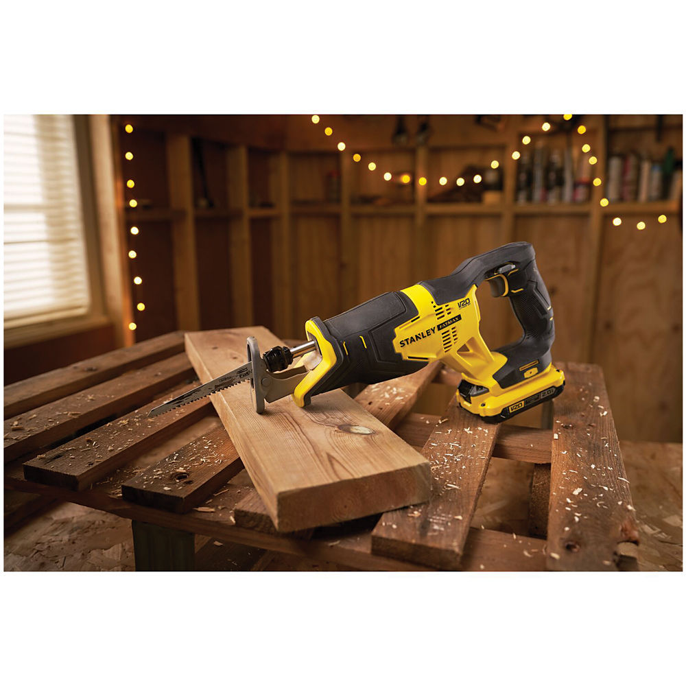 Ferestrau sabie cu acumulator Stanley Fatmax SFMCS300B-XJ