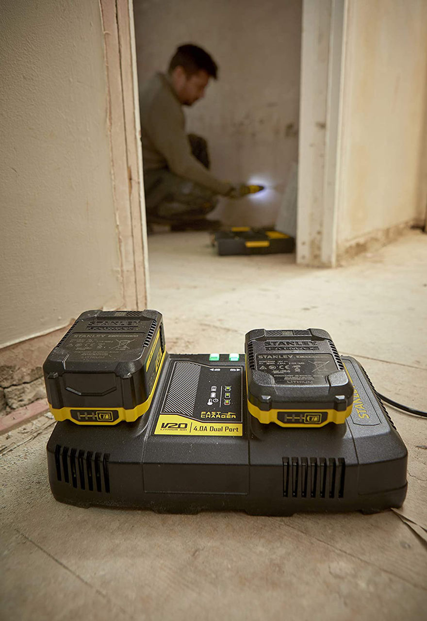 Încărcător  "rapid" V20 p/u doua baterii Stanley FATMAX SFMCB24-QW