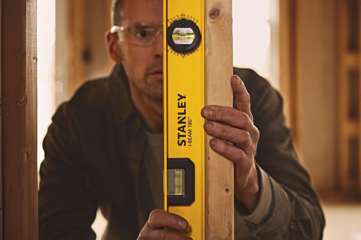 Cumpara  Nivele din profil subtire - Nivela postlevel 165mm Dewalt DWHT42525-0..